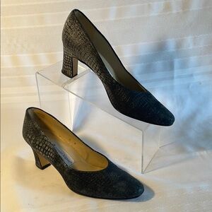 Etienne Aigner black  Faux Croc Shoes Pumps Size 8M